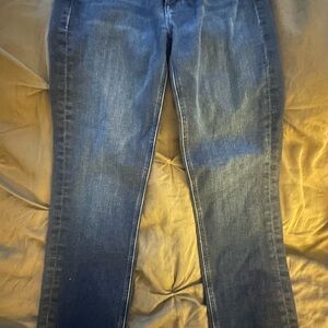 MOTHER The Mid Rise Dazzler Ankle Fray Jeans